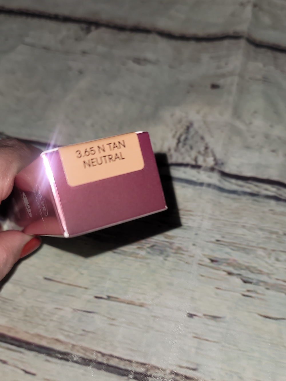New Beauty Blender Bounce Foundation - Picture 2 of 2
